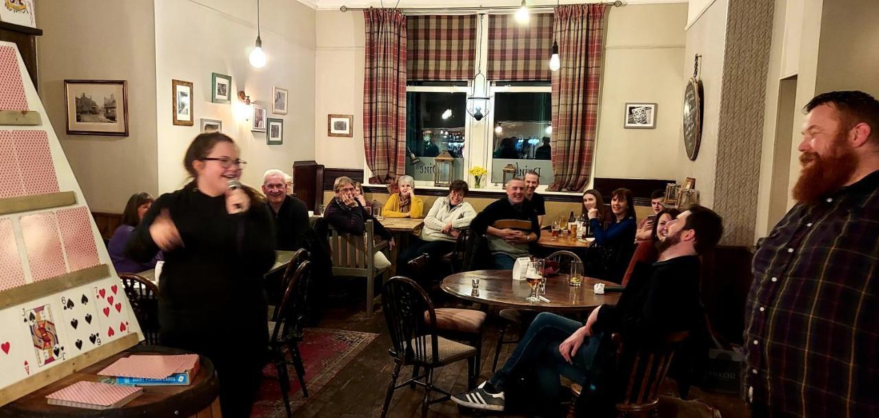 Trawden Arms Community Owned Pub Hotel Winewall Eksteriør billede