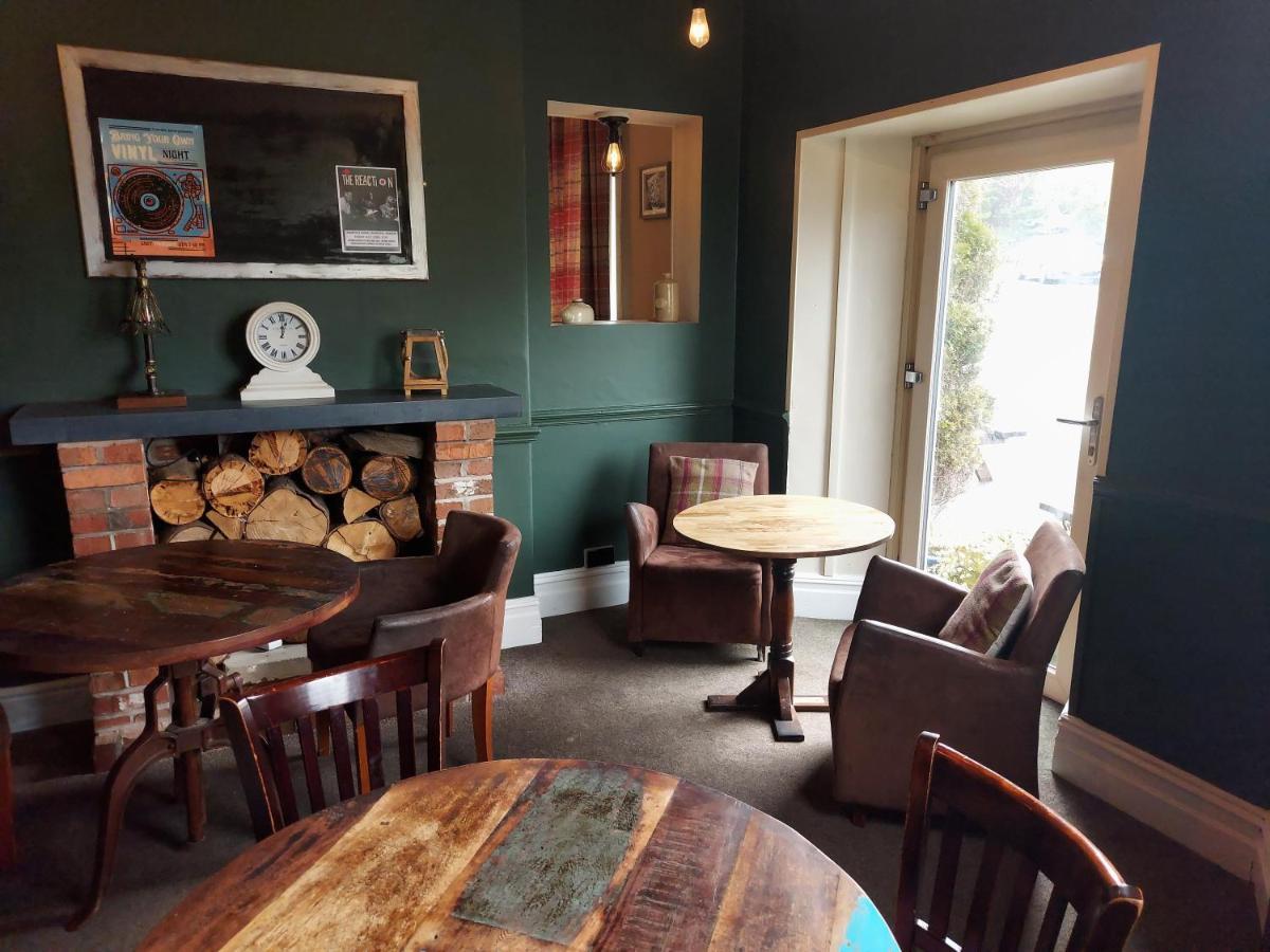 Trawden Arms Community Owned Pub Hotel Winewall Eksteriør billede